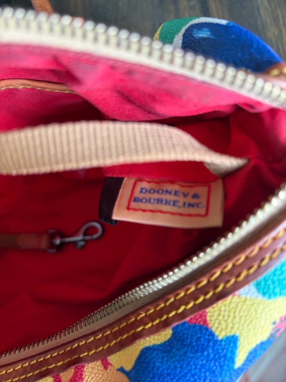 Dooney & Bourke Watercolor floral Barrel Bag๐๐โค๏ธ - Picture 12 of 16